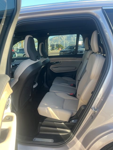New 2026 Volvo XC90 B6 Core AWD/4WD image 24