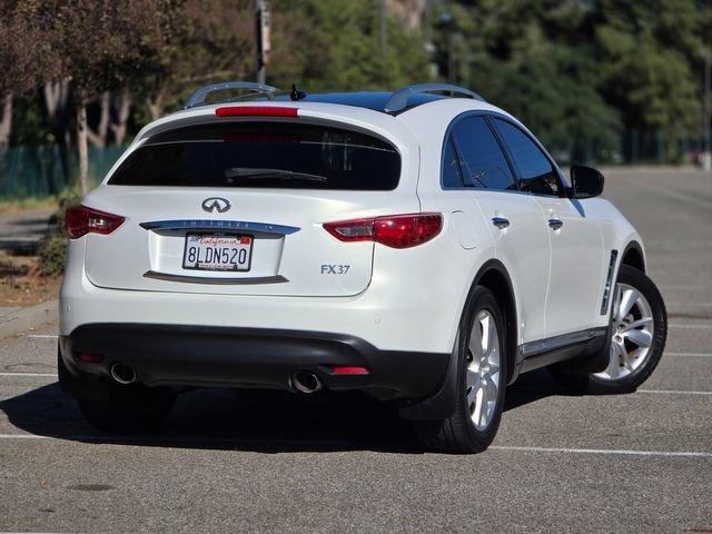 Used 2013 INFINITI FX37 2WD w/ Premium Pkg image 9