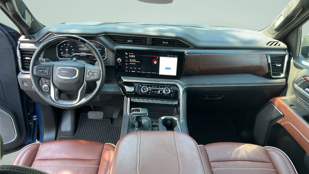 Used 2025 GMC Sierra 1500 Denali Ultimate image 14