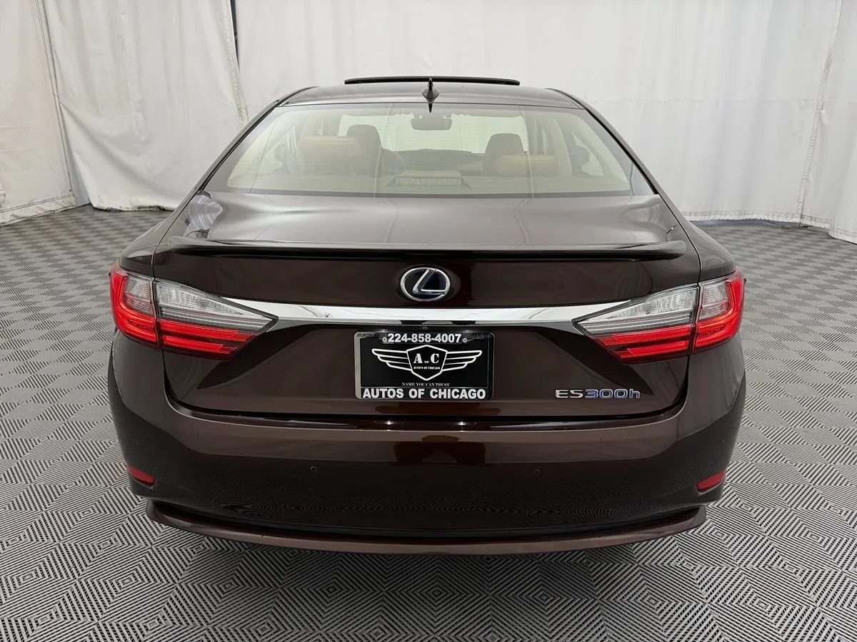 Used 2018 Lexus ES 300h w/ Luxury Package FWD image 6
