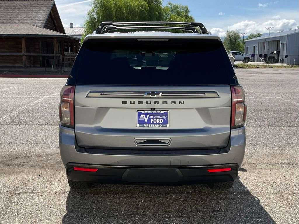 Used 2021 Chevrolet Suburban Z71 w/ Luxury Package image 5