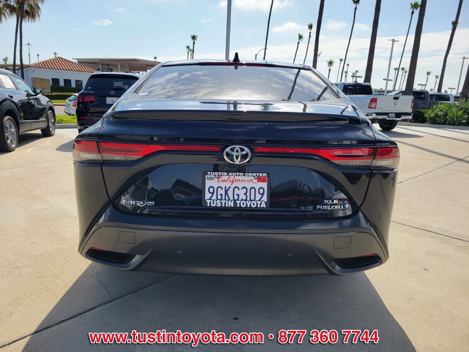 Used 2023 Toyota Mirai w/ Advanced Technology Package RWD image 5