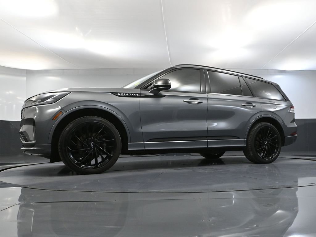 Used 2025 Lincoln Aviator Reserve w/ Jet Appearance Package image 62