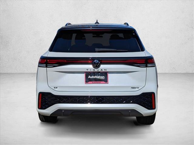 New 2026 Volkswagen Tiguan SE R-Line AWD/4WD image 6