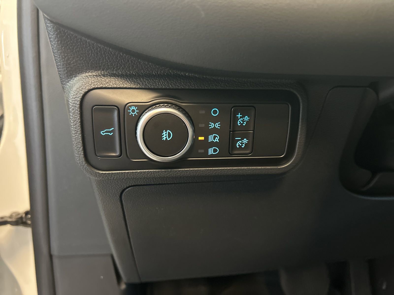 New 2026 Ford Explorer Active w/ Active Comfort Package image 20