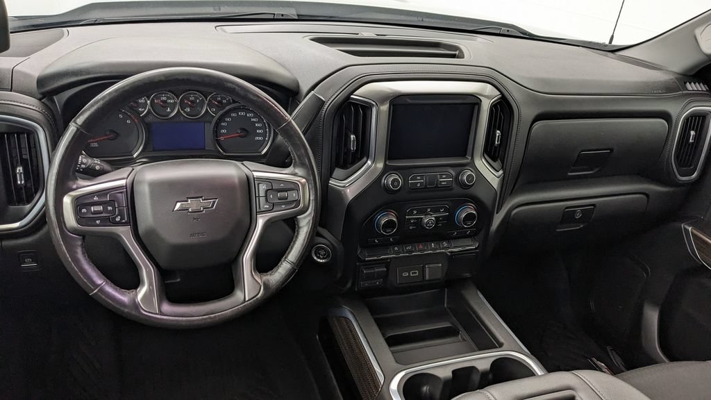Used 2021 Chevrolet Silverado 1500 LT Trail Boss w/ Bed Protection Package AWD/4WD image 3