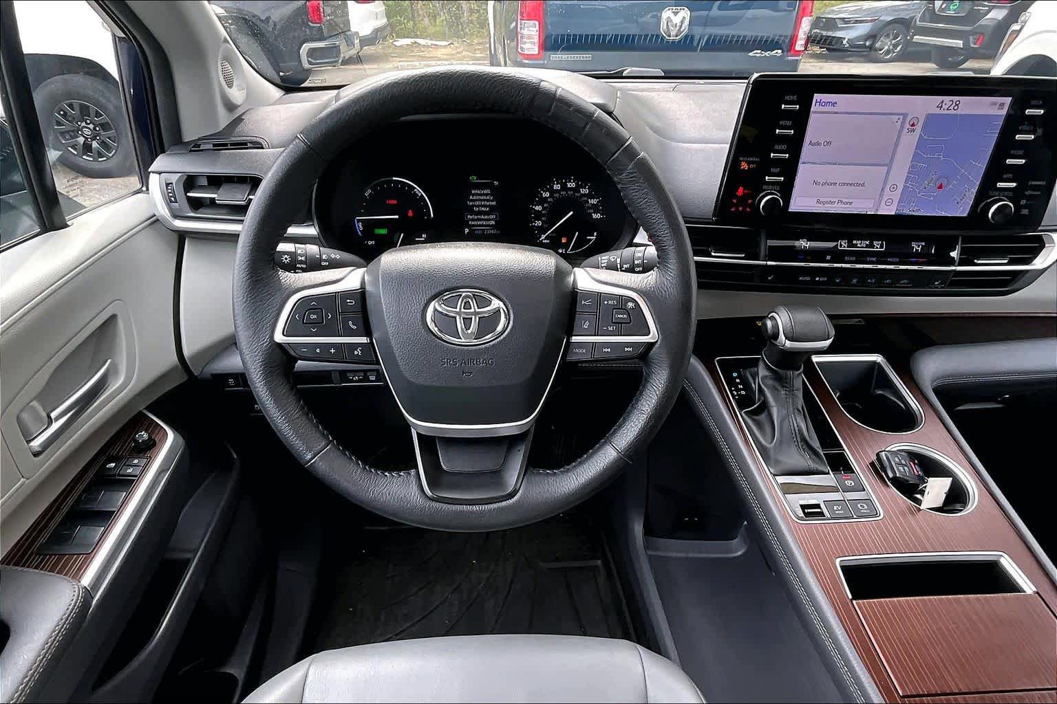 Certified 2024 Toyota Sienna XLE w/ XLE Plus Package AWD/4WD image 6