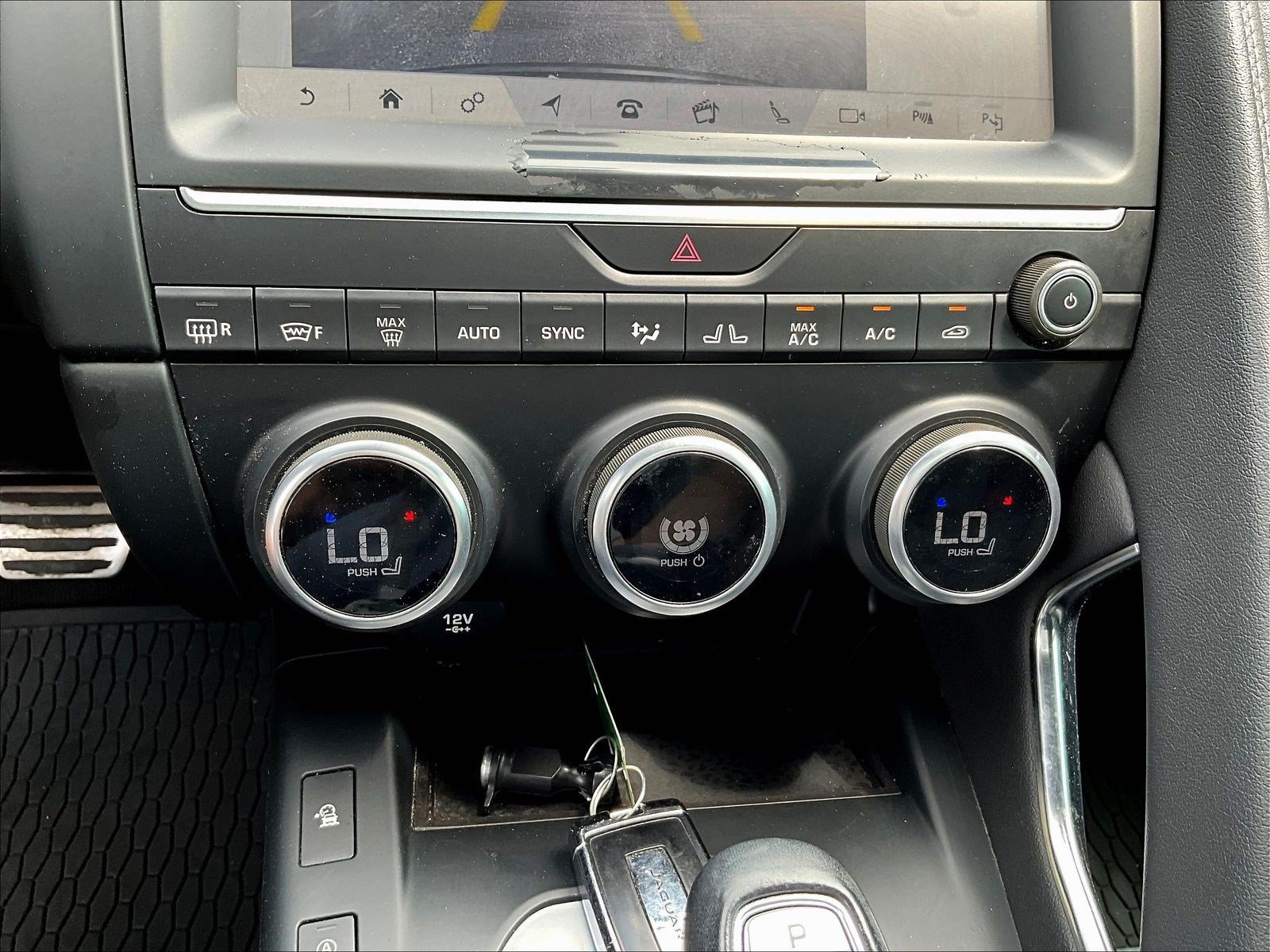 Used 2018 Jaguar E-PACE R-Dynamic S AWD/4WD image 15
