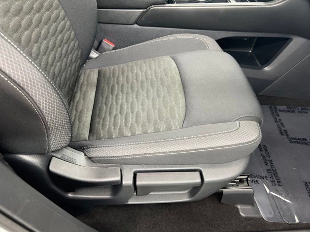 Used 2025 Nissan Pathfinder SV AWD/4WD image 25