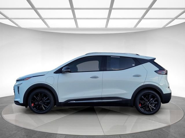 Used 2023 Chevrolet Bolt EUV Premier w/ Sun & Sound Package image 8