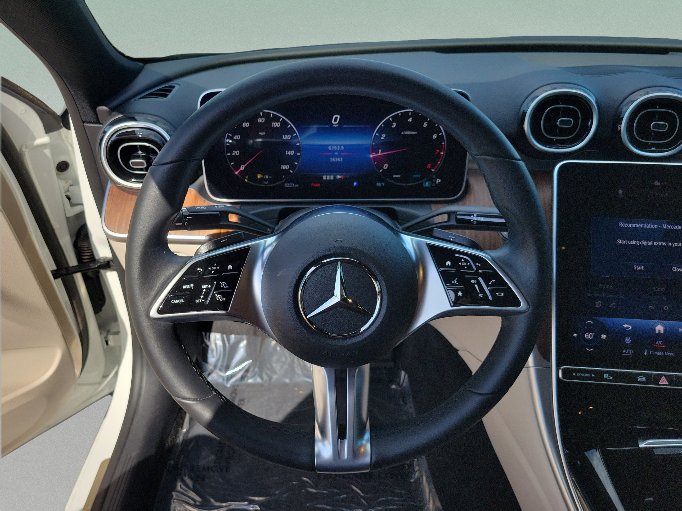Used 2024 Mercedes-Benz C 300 4MATIC Sedan image 22