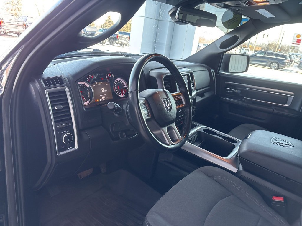 Used 2021 RAM 1500 Classic Warlock image 9