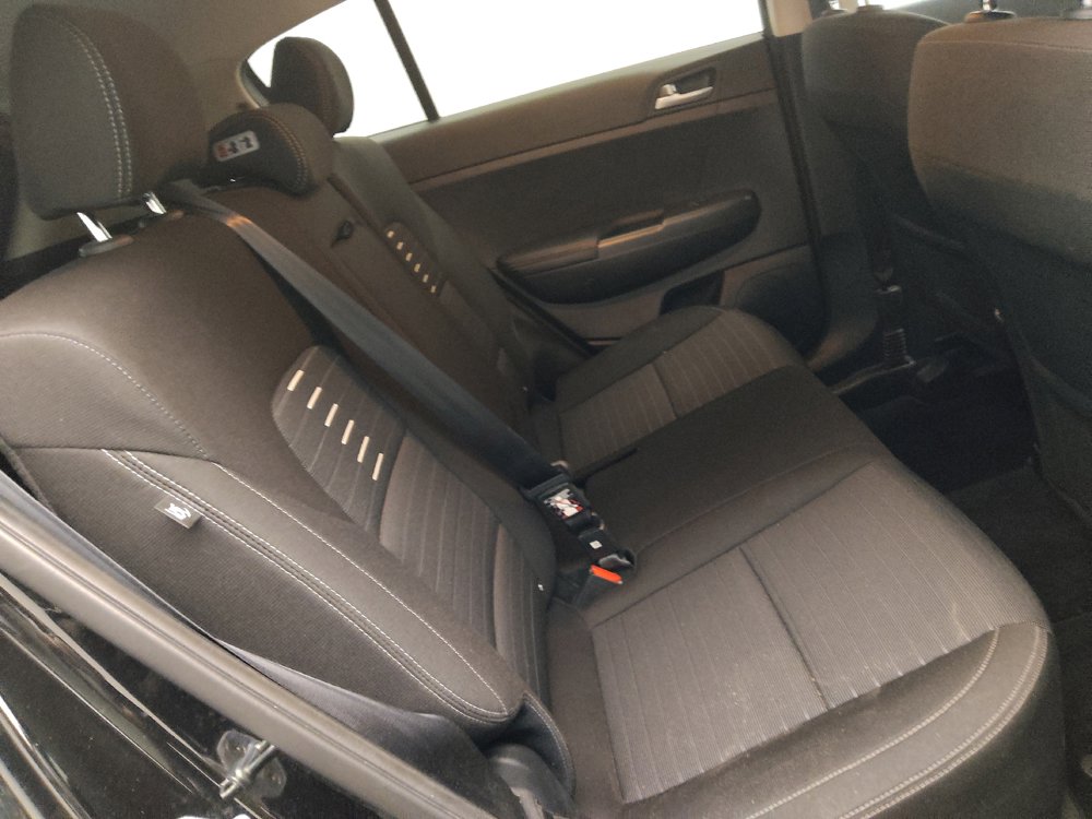 Used 2018 Kia Sportage LX AWD/4WD image 19
