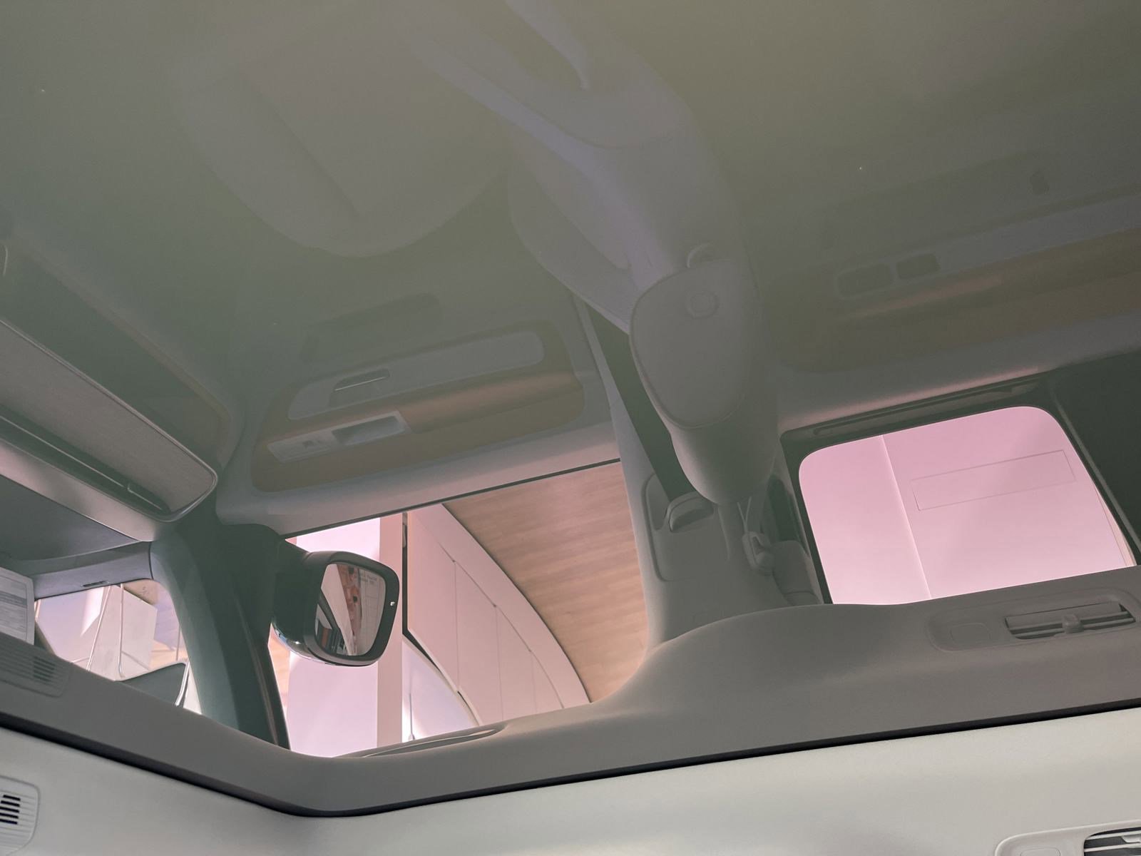 New 2025 Volkswagen ID. Buzz 1st Edition image 8