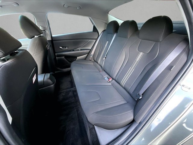 Used 2024 Hyundai Elantra SEL FWD image 25