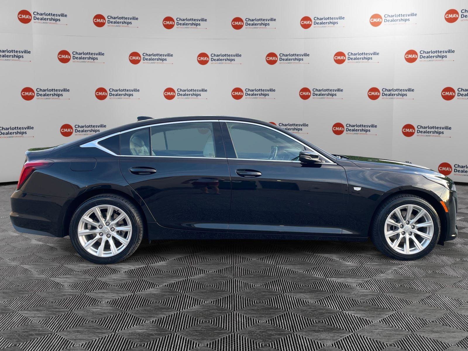 Used 2020 Cadillac CT5 Luxury w/ Cold Weather Package image 6
