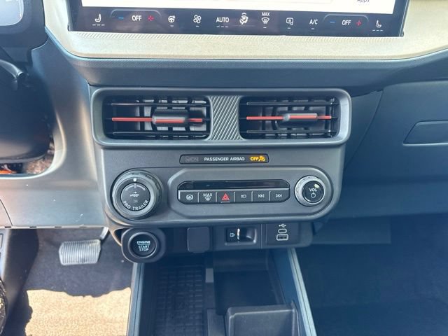 Used 2025 Ford Maverick Lariat w/ 4K Tow Package AWD/4WD image 17