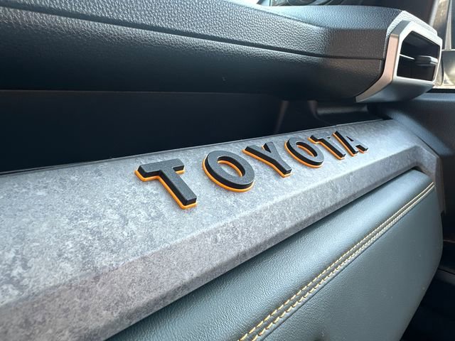 Used 2025 Toyota 4Runner Trailhunter image 50