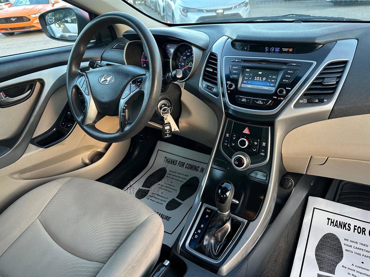 Used 2016 Hyundai Elantra SE w/ Option Group 02 FWD image 5