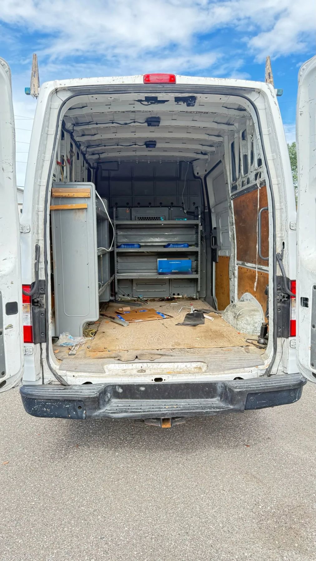 Used 2017 Nissan NV 2500 SV image 10