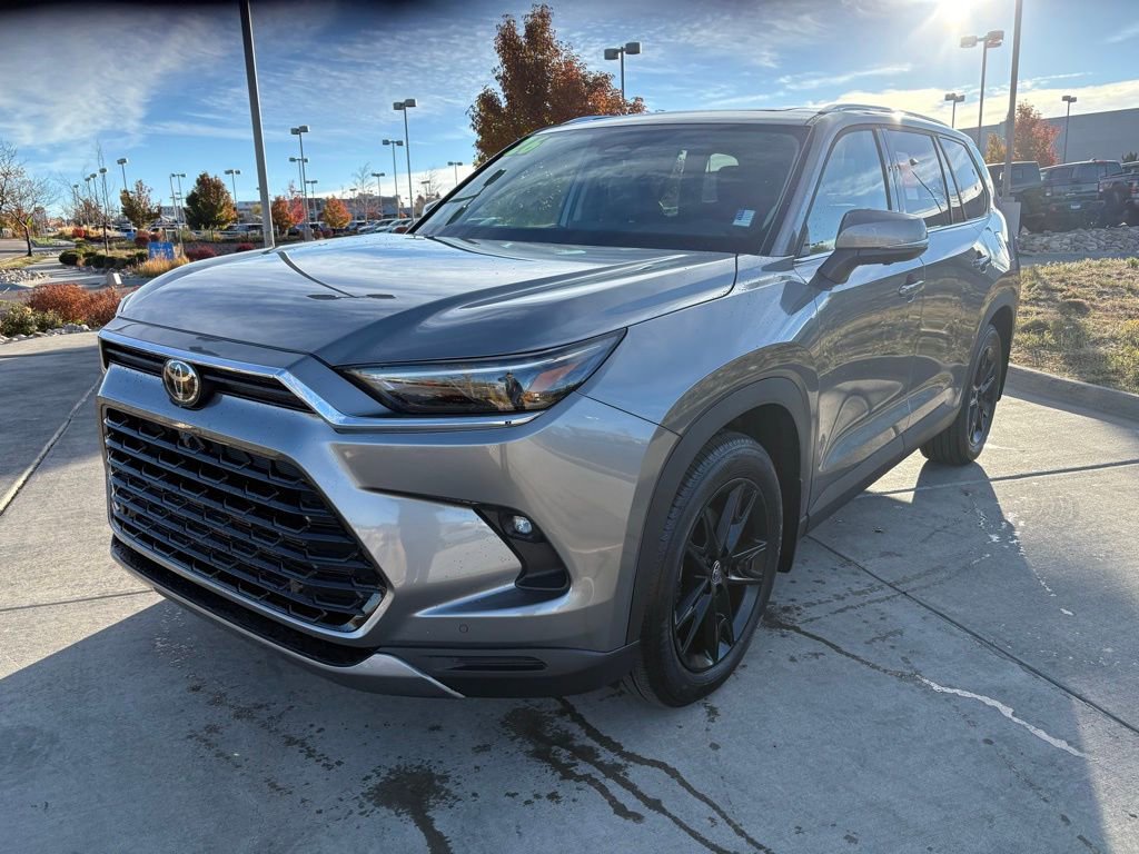 Used 2026 Toyota Grand Highlander Limited image 3