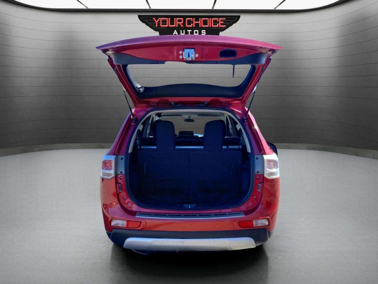 Used 2015 Mitsubishi Outlander SE image 11