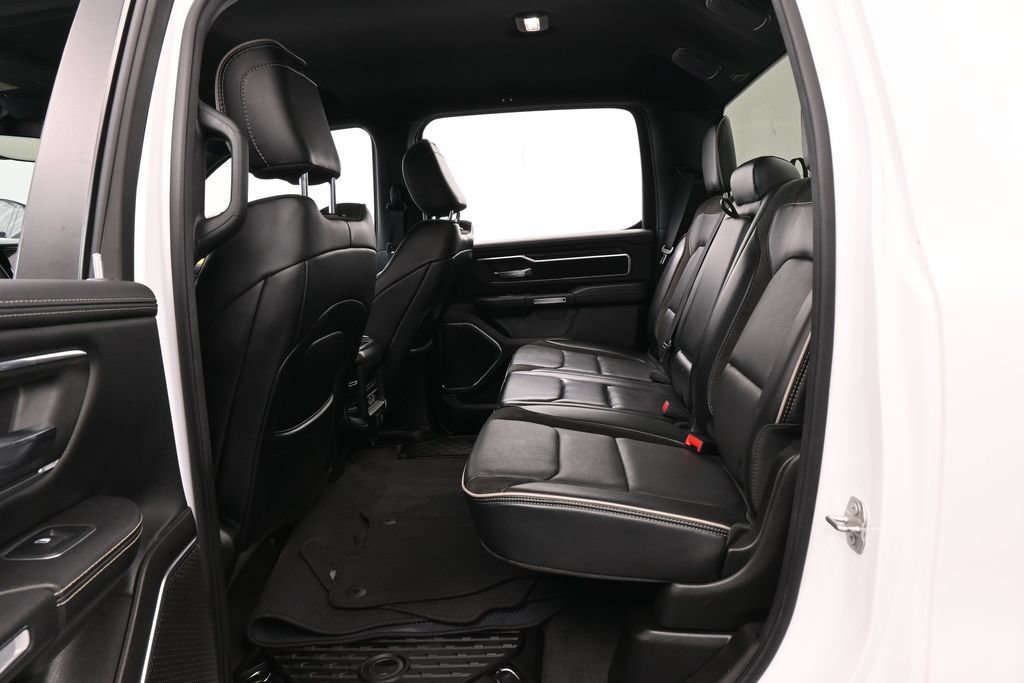 Used 2024 RAM 1500 Laramie RWD image 32