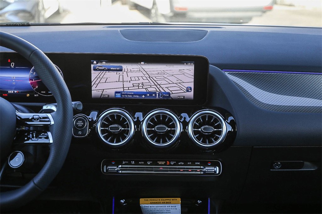 Used 2024 Mercedes-Benz GLA 35 AMG 4MATIC image 14