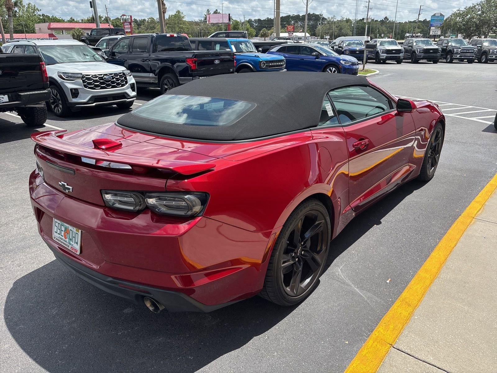 Used 2023 Chevrolet Camaro SS RWD image 4