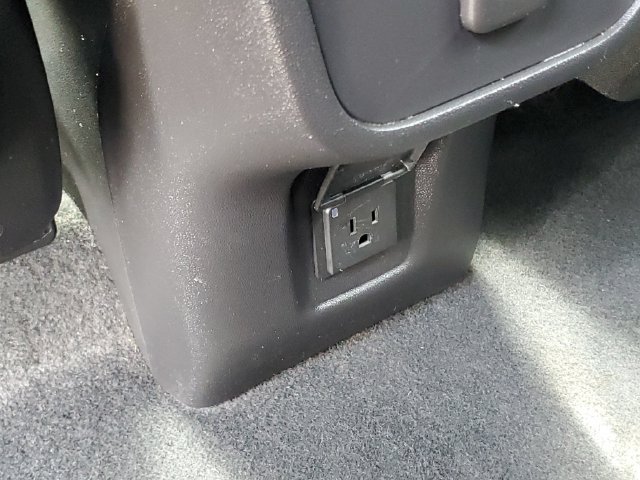 Used 2022 GMC Terrain SLE w/ Driver Convenience Package FWD image 37