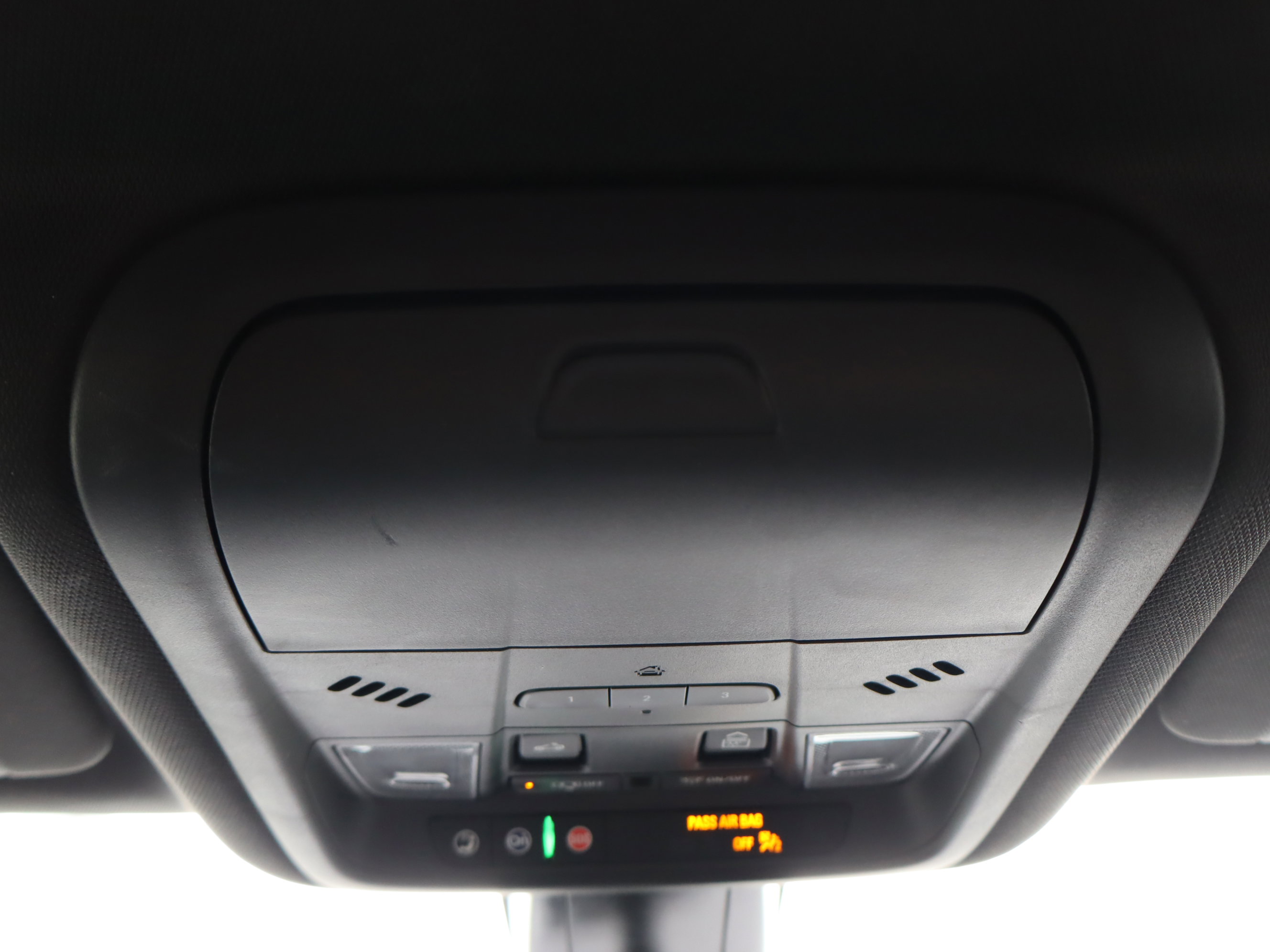 Certified 2025 Chevrolet Blazer RS w/ Driver Confidence II Package image 30