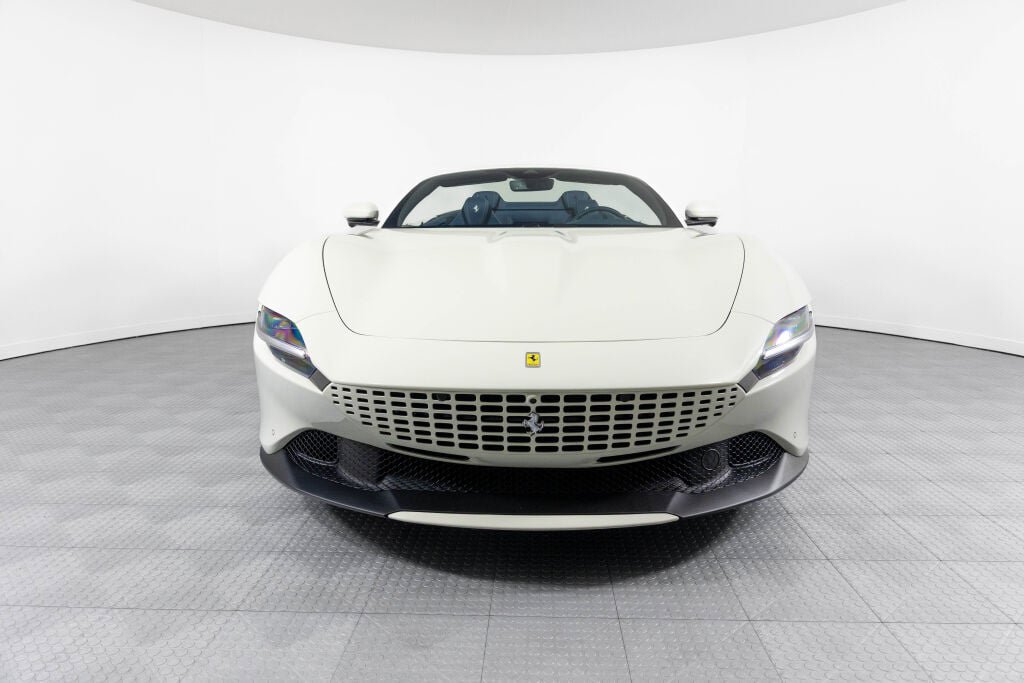 Certified 2024 Ferrari Roma Spider RWD image 18