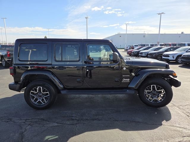 Used 2024 Jeep Wrangler Sahara image 17