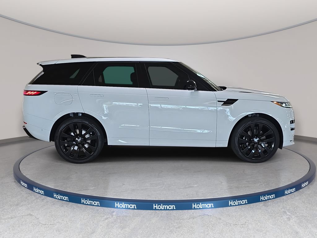Used 2024 Land Rover Range Rover Sport Dynamic SE AWD/4WD image 6