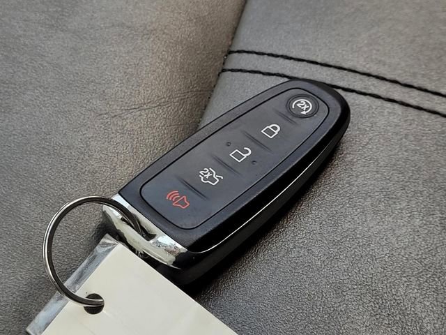 Used 2013 Ford Edge Sport w/ Driver Entry Pkg image 30