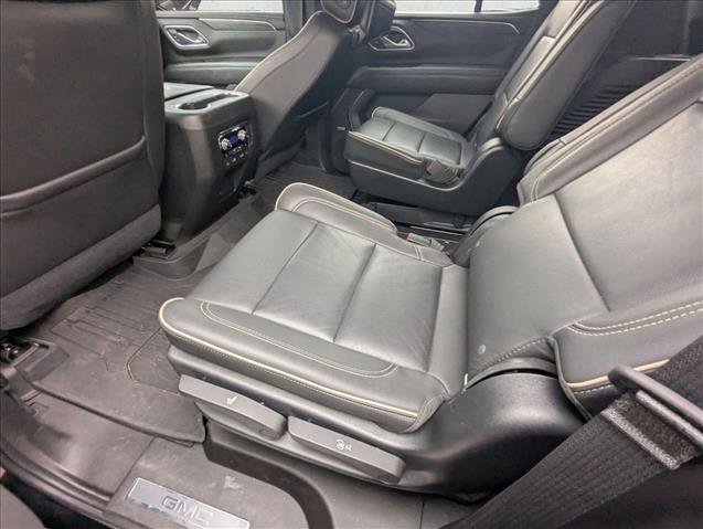Used 2021 GMC Yukon SLT w/ SLT Premium Package AWD/4WD image 16