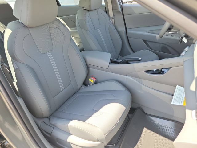 New 2026 Hyundai Elantra SE FWD image 21