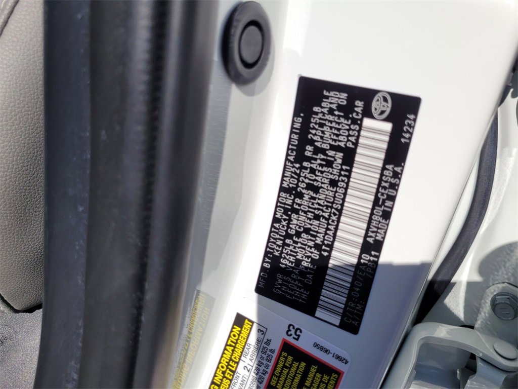 Certified 2025 Toyota Camry SE image 17