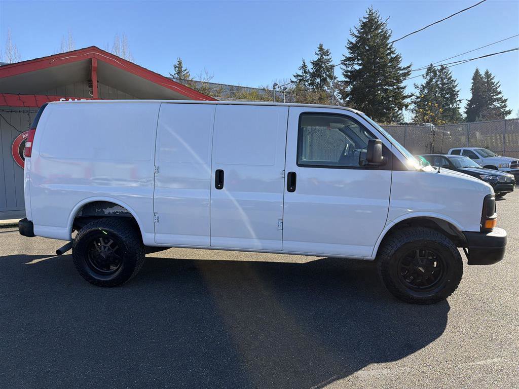 Used 2011 Chevrolet Express 1500 AWD w/ Power Package image 7