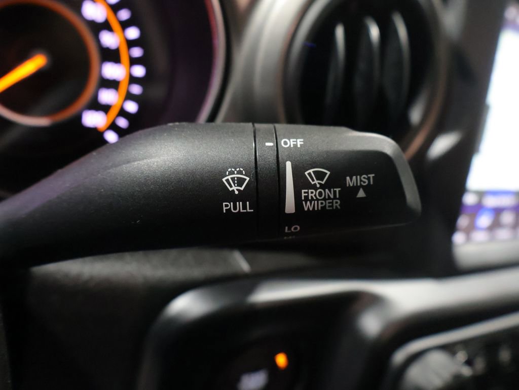 Used 2023 Jeep Gladiator Sport AWD/4WD image 38