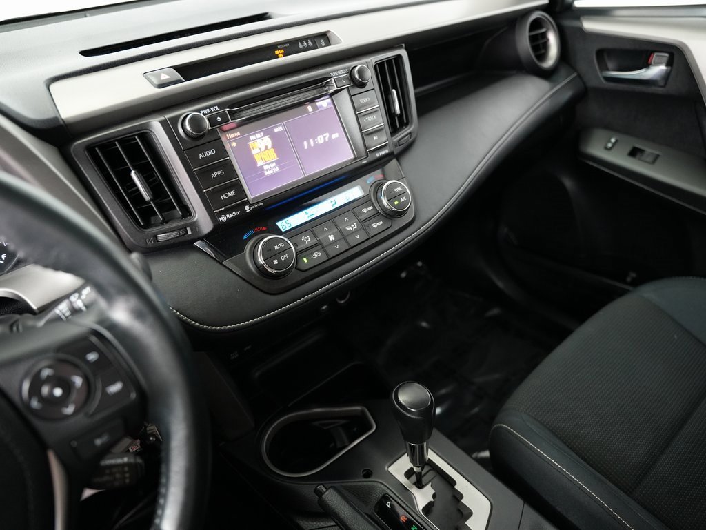 Used 2017 Toyota RAV4 XLE image 19