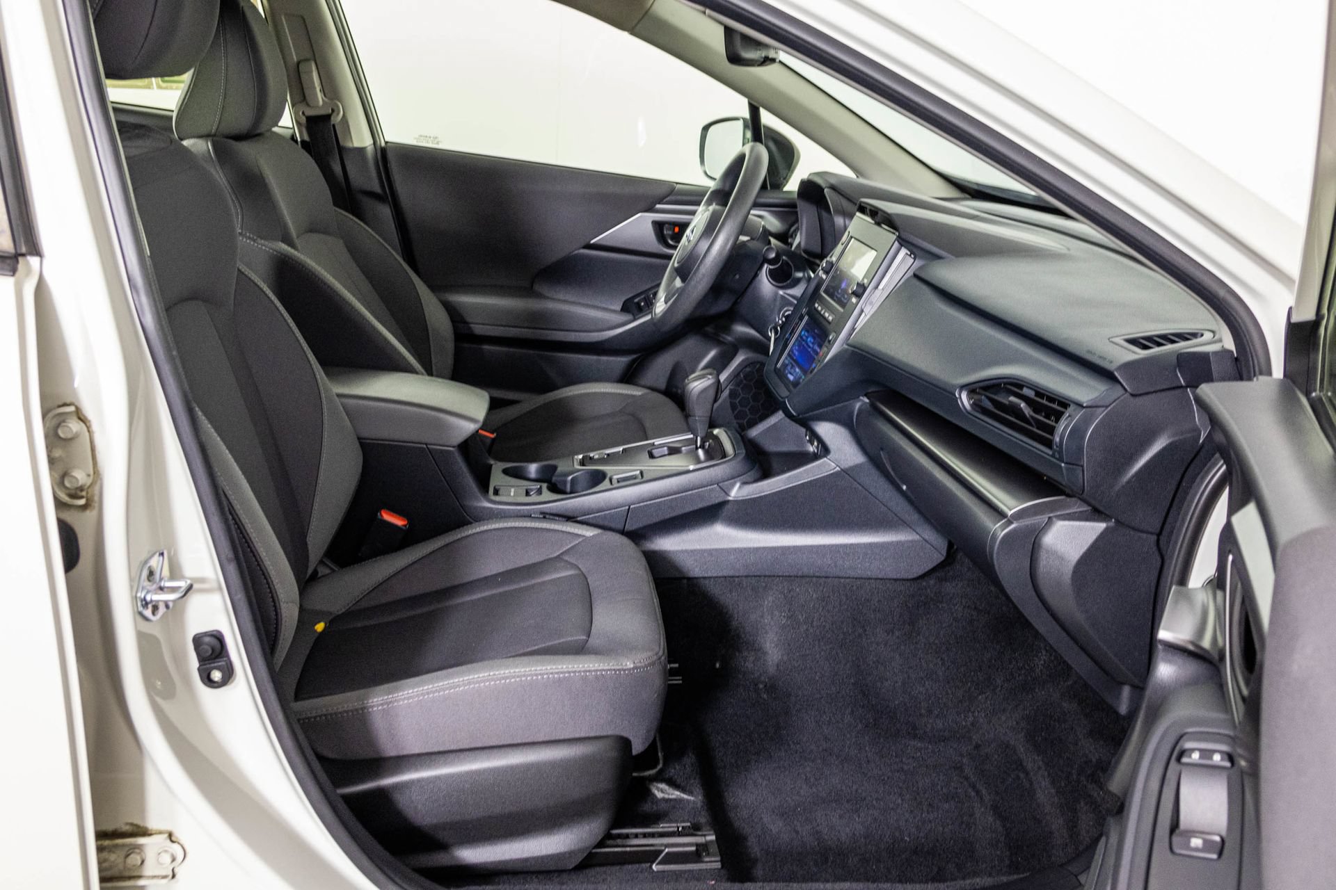 Used 2024 Subaru Impreza 2.0i AWD/4WD image 43