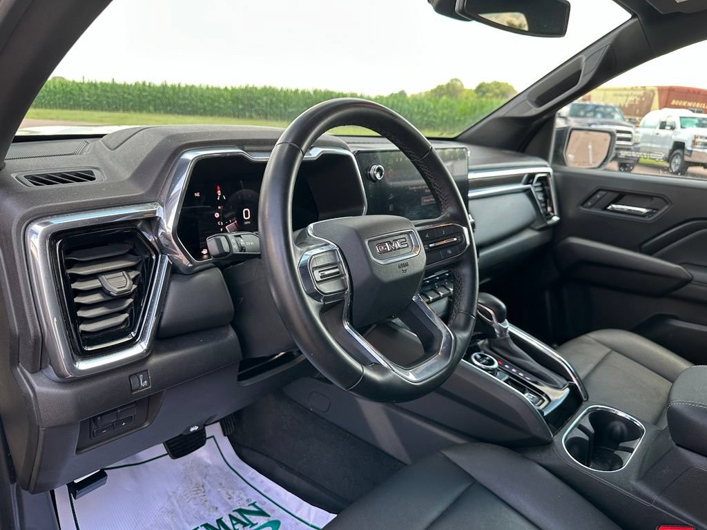 Used 2023 GMC Canyon Elevation w/ Elevation Premium Package AWD/4WD image 12