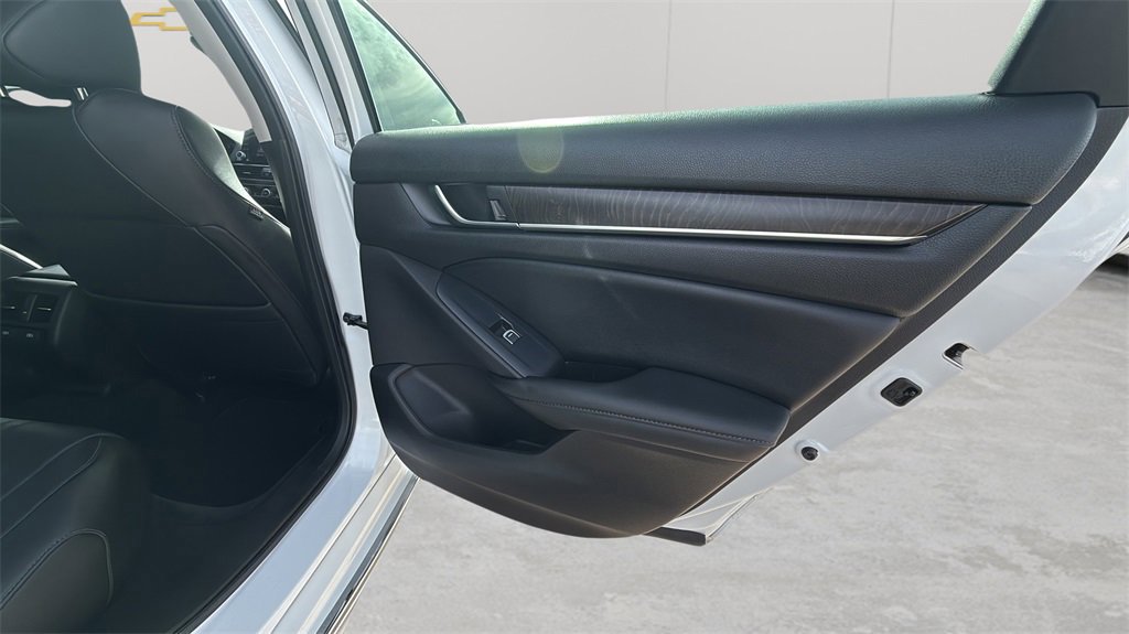 Used 2022 Honda Accord EX-L image 50