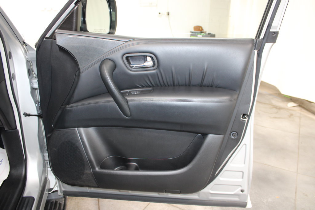 Used 2024 Nissan Armada SV RWD image 39