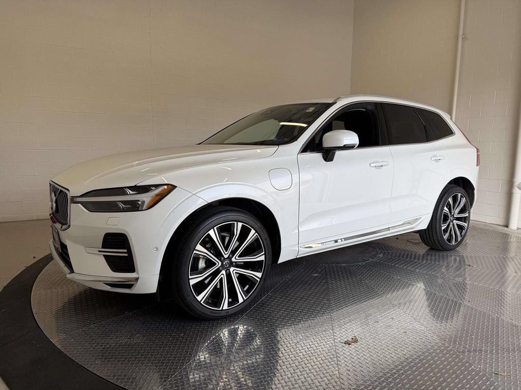 Used 2023 Volvo XC60 T8 Ultimate w/ Climate Package