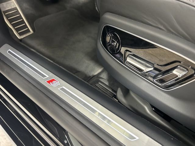 Used 2023 Audi S8 w/ S8 Comfort Plus Package image 25