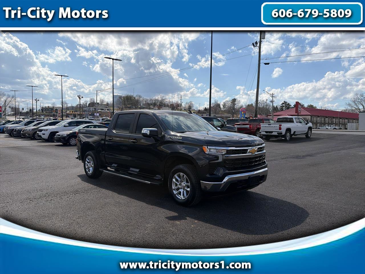 Used 2023 Chevrolet Silverado 1500 LT w/ Max Trailering Package image 1