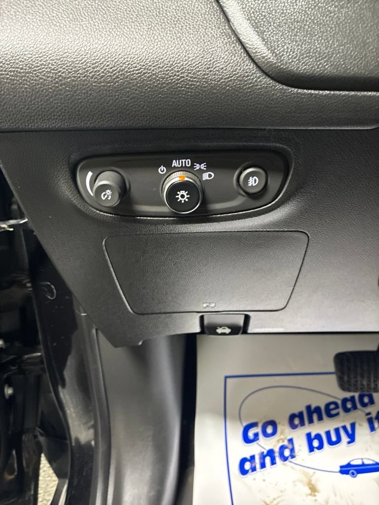 Used 2023 Buick Encore GX Select w/ Experience Buick Package FWD image 15