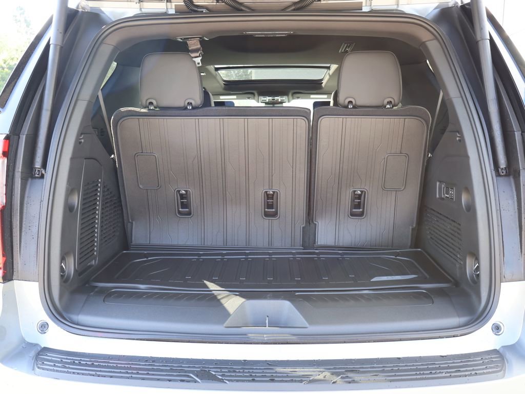 New 2026 GMC Yukon Elevation w/ Elevation Premium Package AWD/4WD image 36